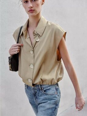 NWT Zara collared Top Camel